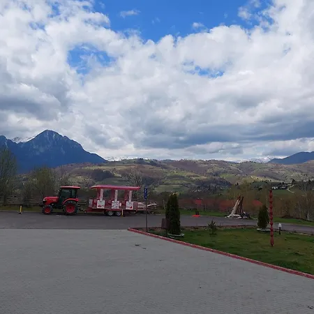 Πανσιόν Ranch Poiana Mărului